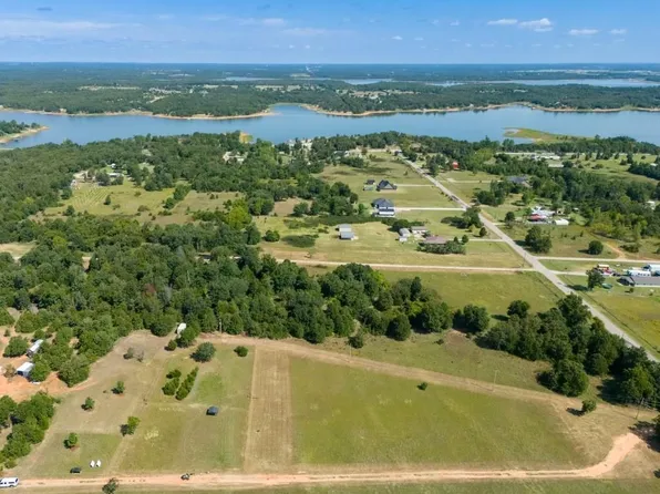 16244 Patterson Rd, Shawnee, OK 74801