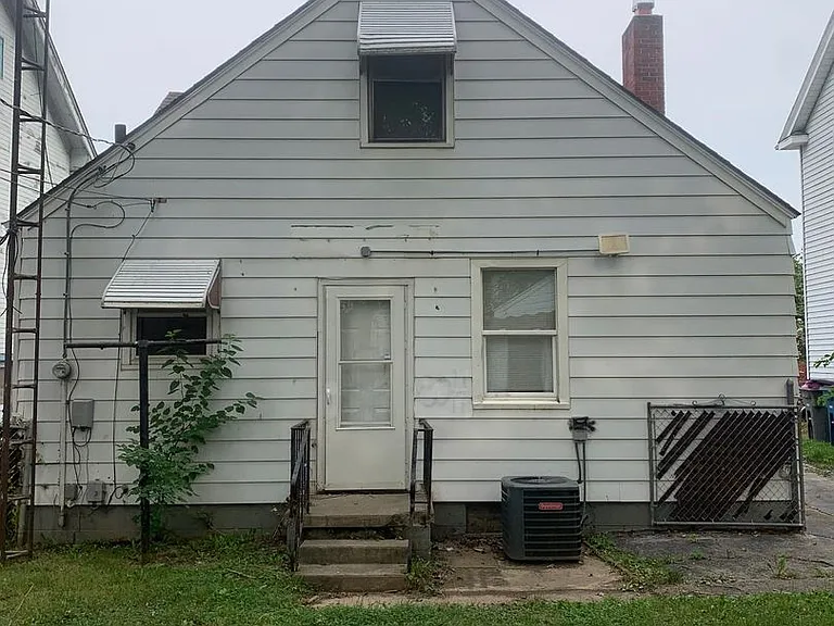 4239 Asbury Dr — Photo 24