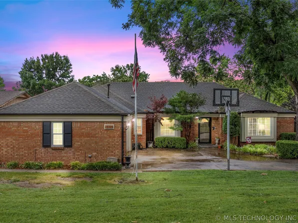 3125 E 78th Pl, Tulsa, OK 74136