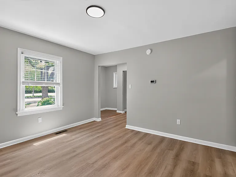 239 S Sparks St — Photo 25