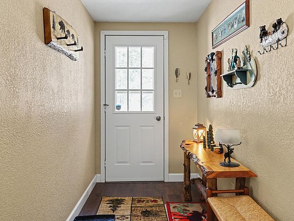 5th image of 681 Springview Dr