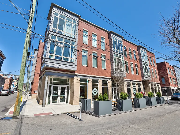 116 W 15th St #2 — Photo 1