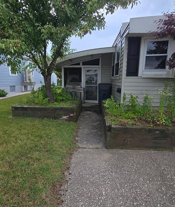 1st image of 13110 Atlantic Blvd