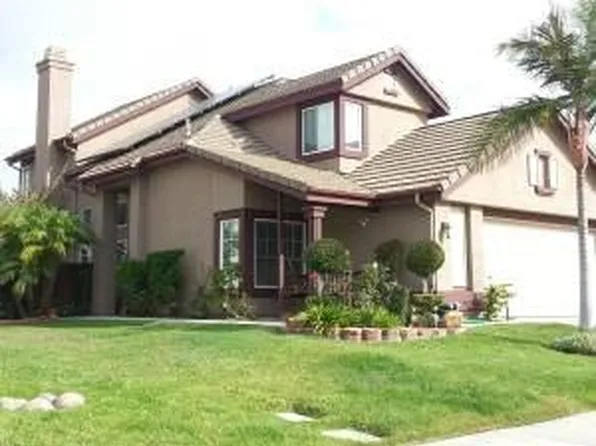 820 Wild Lilac Cir, San Marcos, CA 92078
