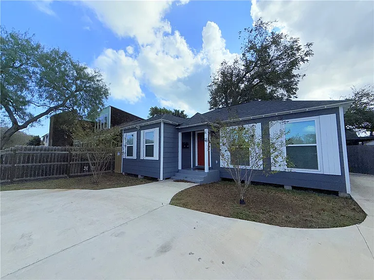455 Louisiana Ave — Photo 29