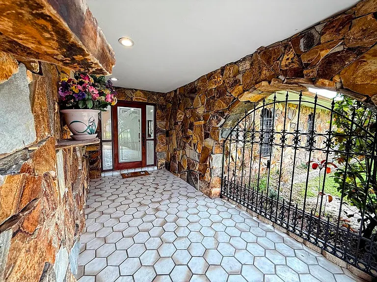 465 SE Naranja Ave — Photo 10