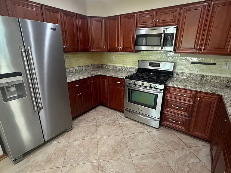 5136 Eagle Run Rd — Photo 7