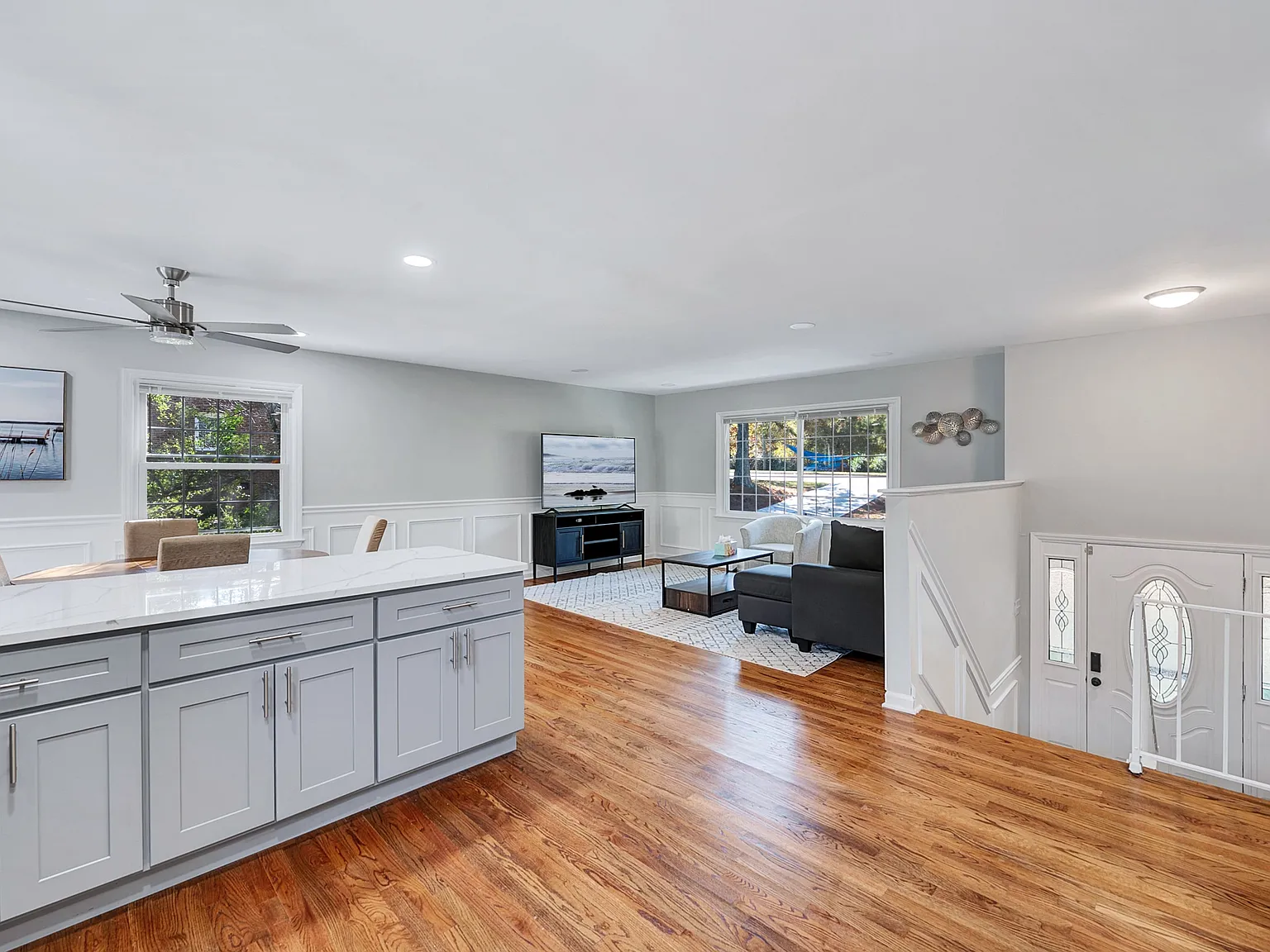 3 bed, $5,800 — Photo 4