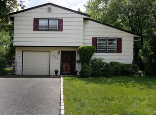 251 Larch Ave, Dumont, NJ 07628