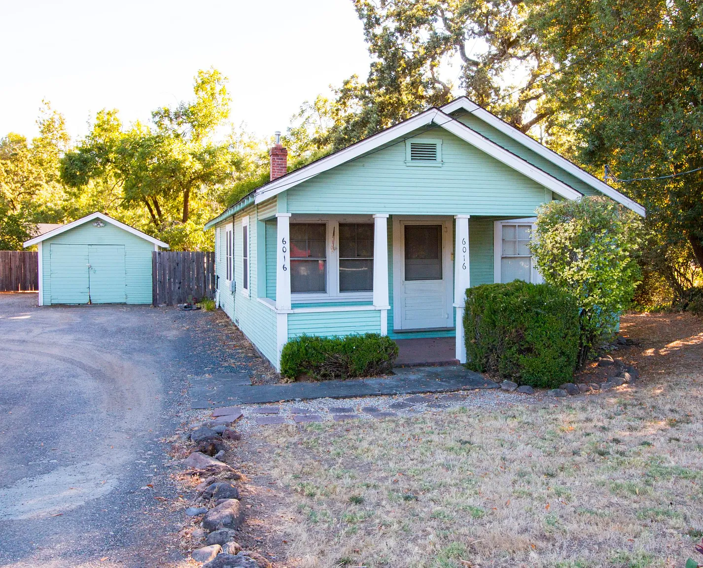 6016 Highway 12 photo 1