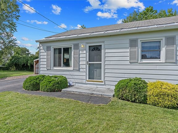 4th image of 101 Frederick Dr
