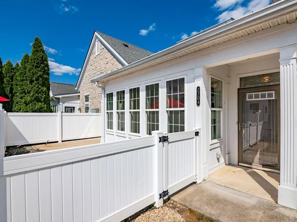 2704 Scioto Station Dr, Columbus, OH 43204