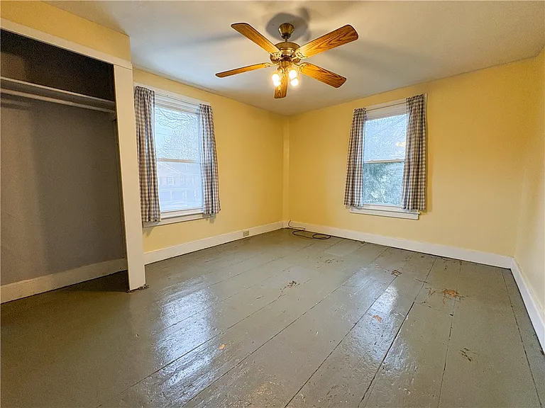 136 Main St — Photo 10