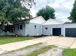 625 W Oak St, Columbus, KS 66725
