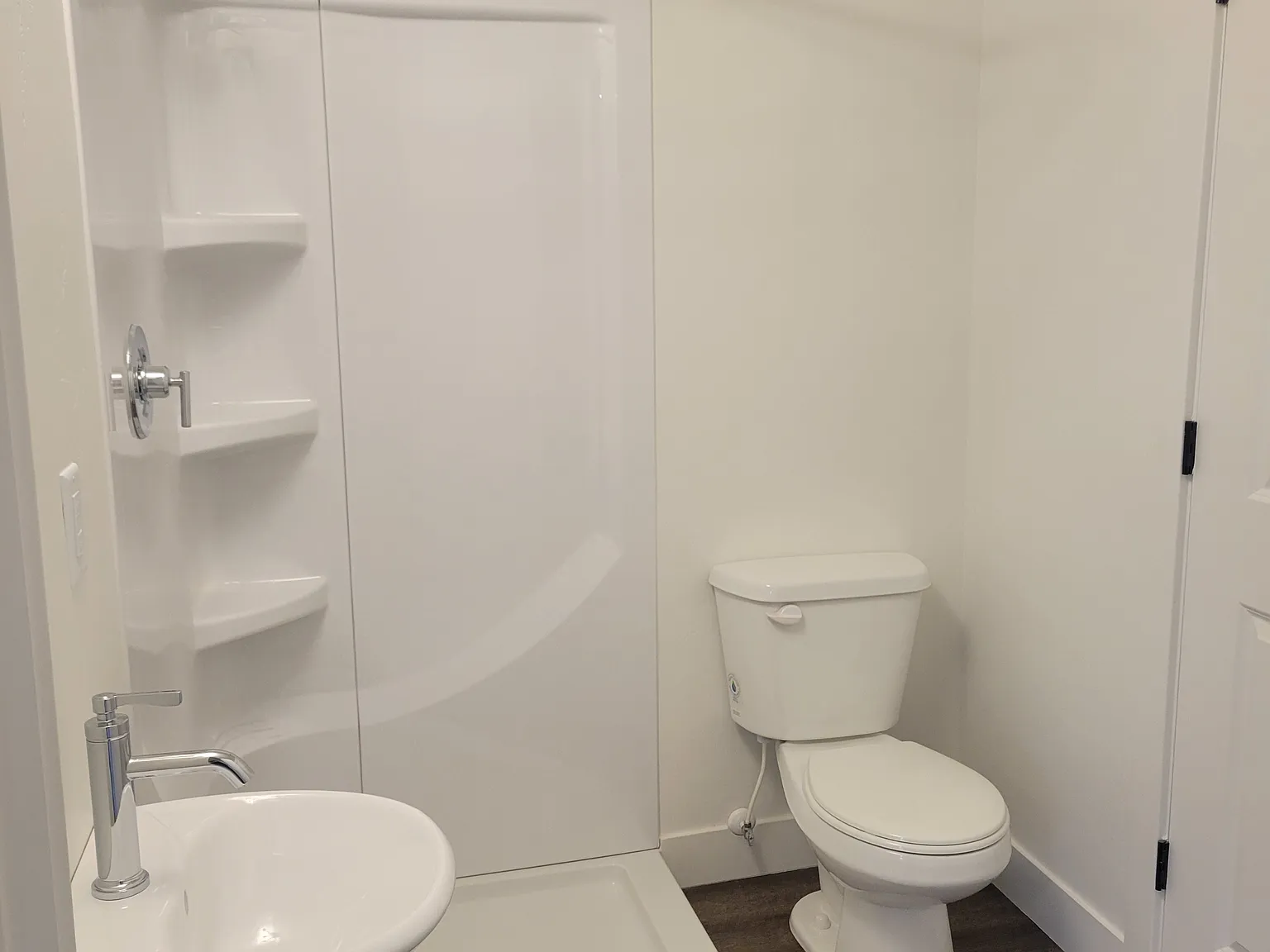 113 E 730 N - Downstairs - 1 — Photo 4