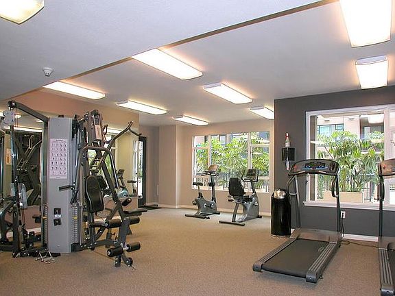 3rd image of 530 K St #51B