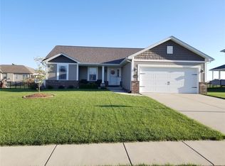 8414 Herrick Park Dr, Troy, IL 62294