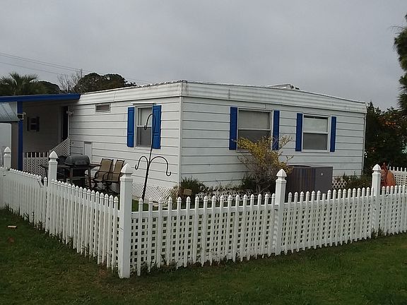 2nd image of 5615 Marshfield Dr