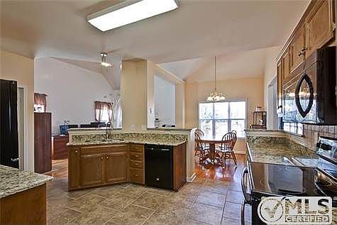 5th image of 2636 Hansford Dr
