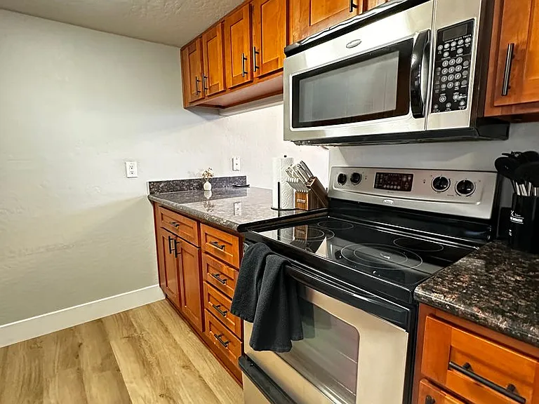 3619 E Monterosa St #209 — Photo 6