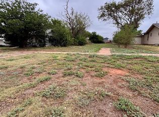 1108 N Willard St, Altus, OK 73521