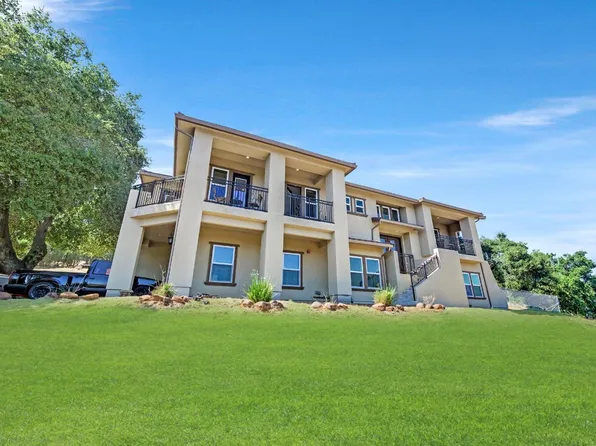 8735 Wild Iris Dr, Gilroy, CA 95020