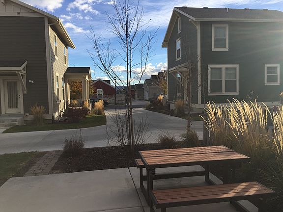 5th image of 4902 W. Willamette Way