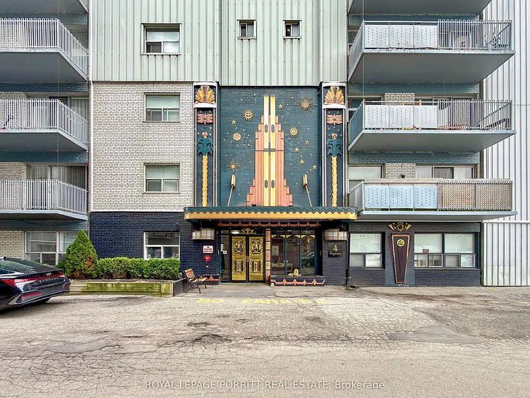 4 Superior Ave #5 — Photo 2