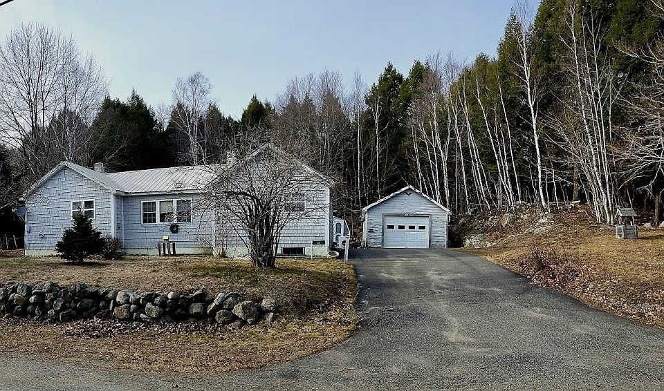 2nd image of 22 Horseshoe Road