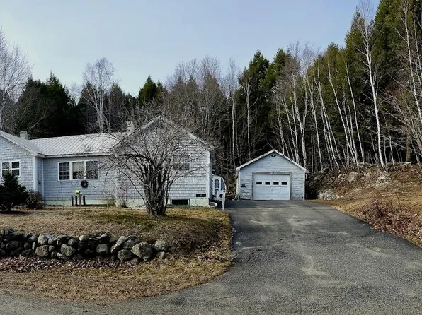 22 Horseshoe Road, Medway, ME 04460