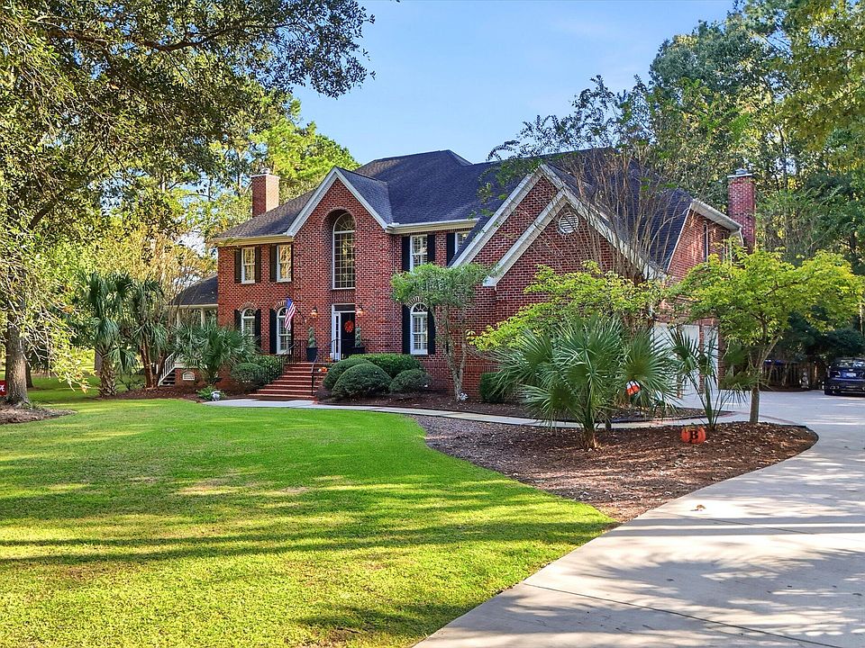 1st image of 3205 Pignatelli Cres