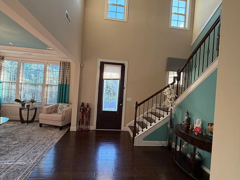 1605 Capstone Dr — Photo 8