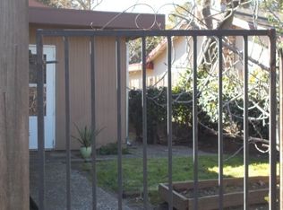 909-911 Arthur St, Davis, CA