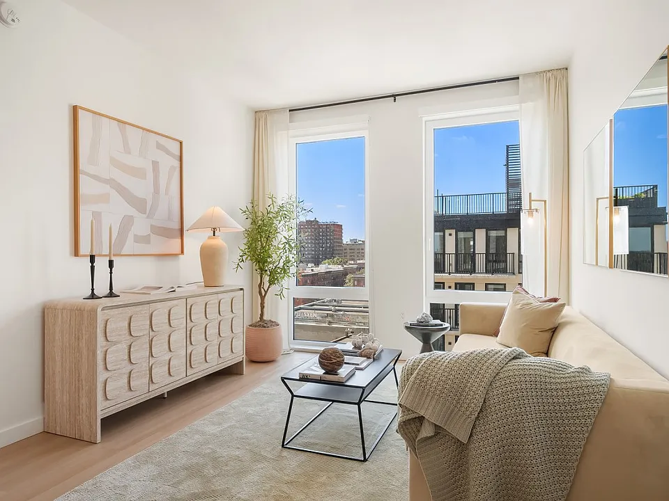 1042 Atlantic Ave #4K
