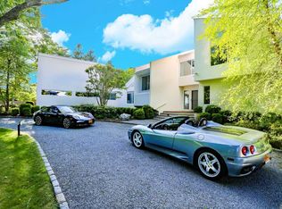 4 Mallard Ln, Remsenburg, NY 11960