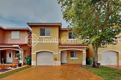 5927 163rd Ave Photo 1