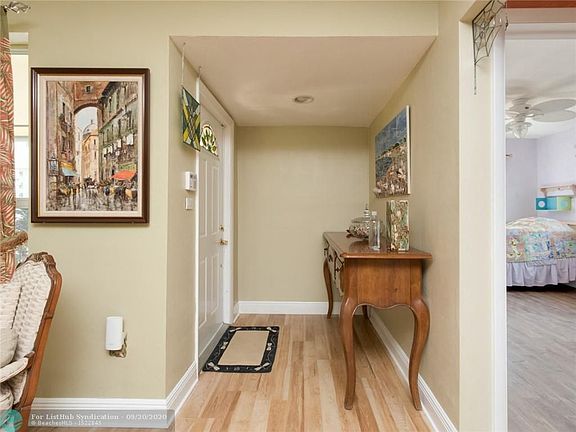 4th image of 5007 SW 88th Ter