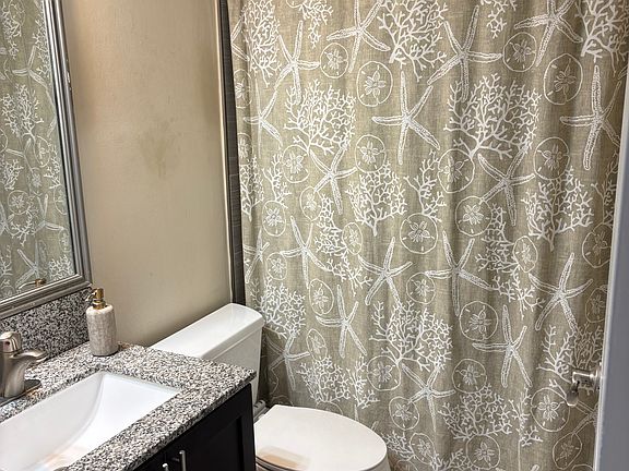 4th image of 320 E Plaza Real #P402
