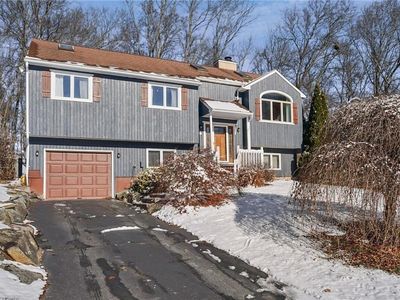 25 Ivy Hollow Ct, Cranston, RI, 02921