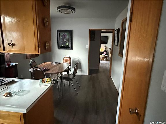 5th image of 3004 4th STREET N