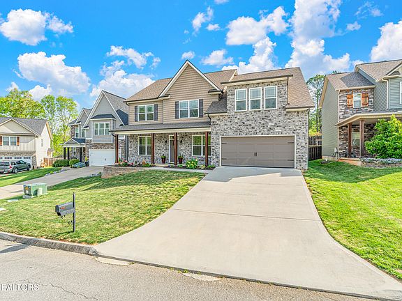 3rd image of 3020 Spencer Ridge Ln