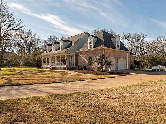 3rd image of 1108 Faraway Island Dr