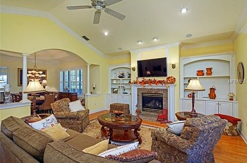 2nd image of 108 Woden Way