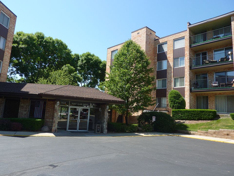 1st image of 1103 S Hunt Club Dr APT 323