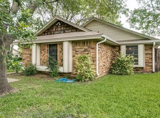 324 Crooked Ln, Mesquite, TX 75149