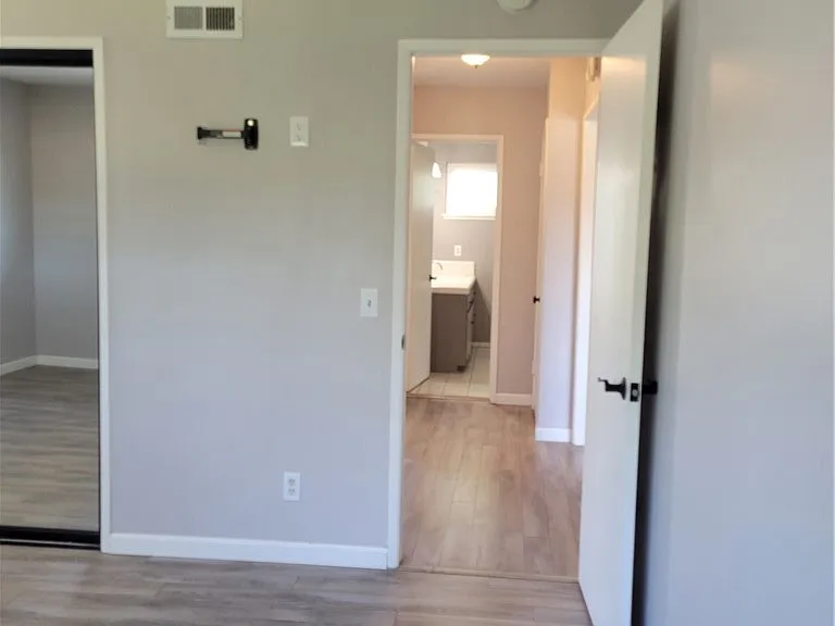 16862 Coach Ln — Photo 24