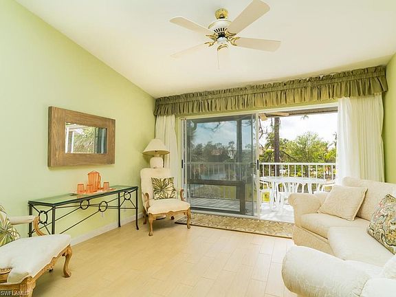 5th image of 2420 Hidden Lake Dr APT 8
