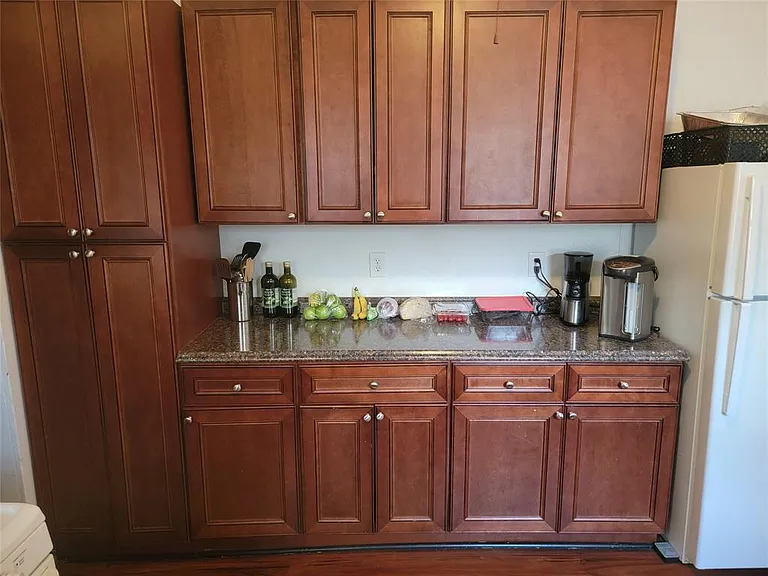 26.5 Lathrop Ave #2 — Photo 12