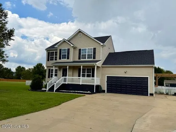 102 Prince William Dr, Elizabeth City, NC 27909