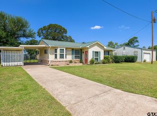 22240 Deval Ln, Frankston, TX 75763